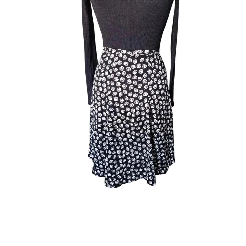 Diane von Furstenberg DVF Black White Floral Silk Jersey A-Line Skirt S890201G14